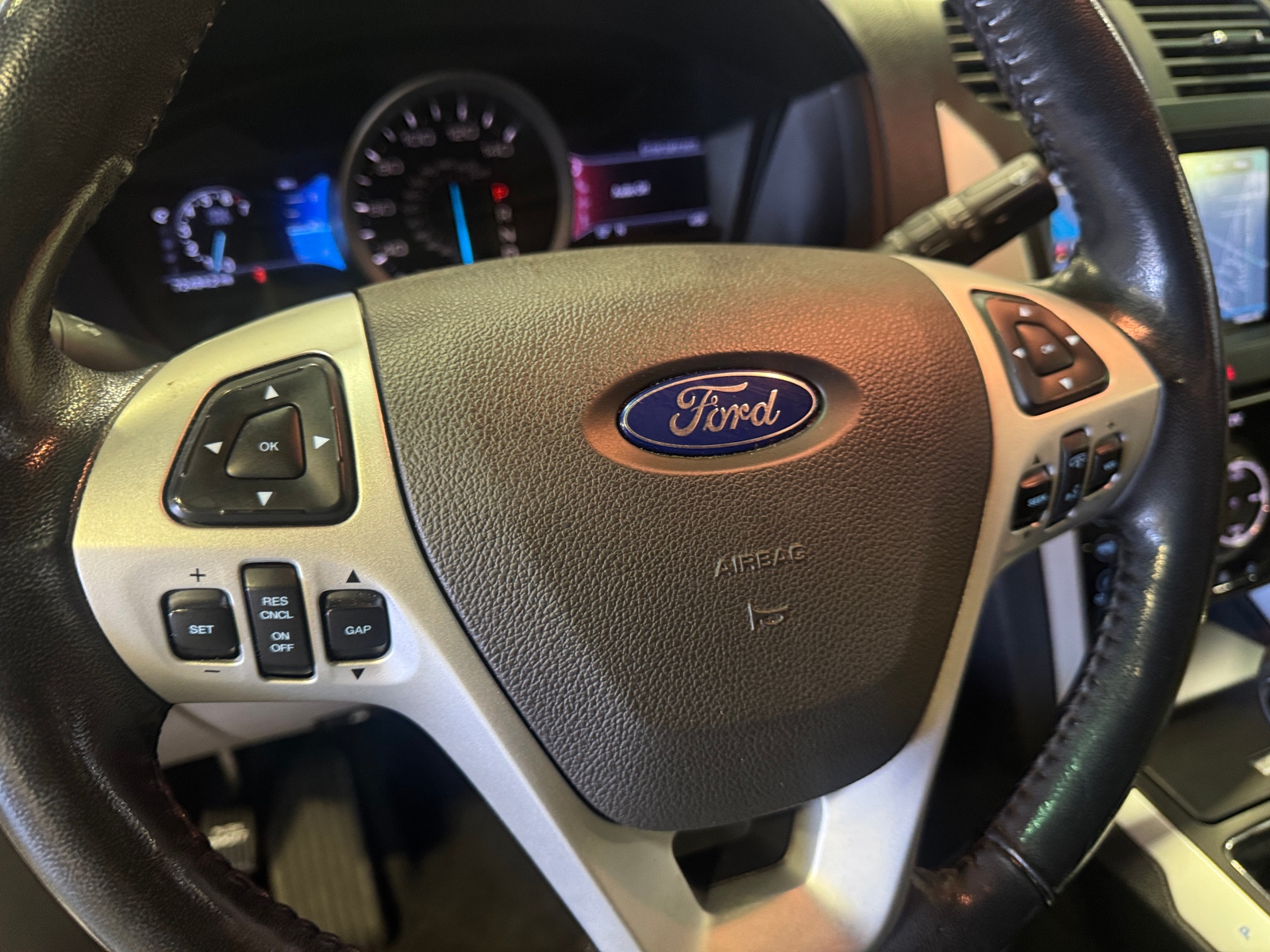 Thumbnail: 2013 Ford Explorer - 4
