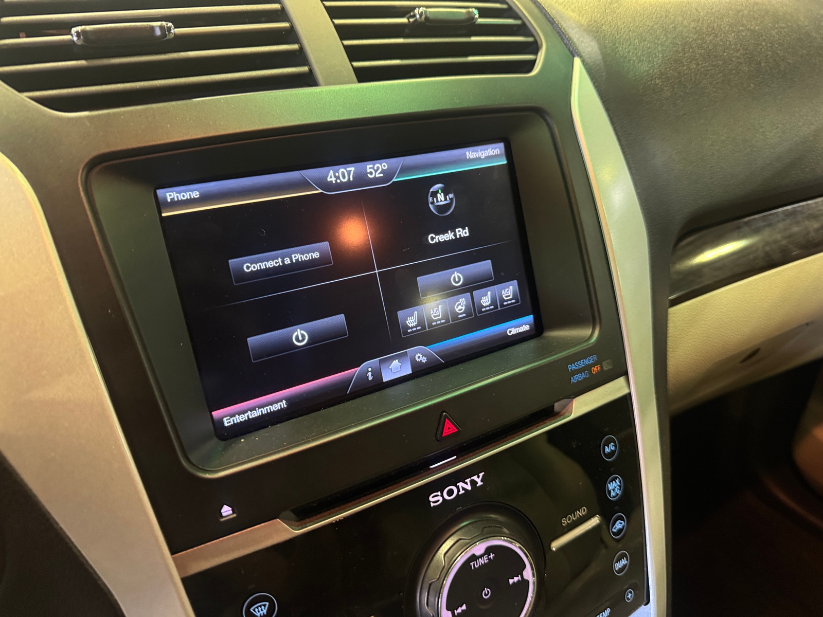 Thumbnail: 2013 Ford Explorer - 3