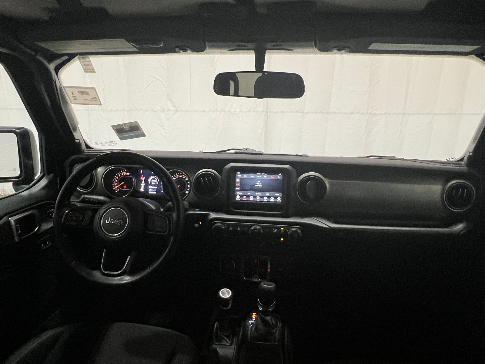 Thumbnail: 2020 Jeep Gladiator - 3