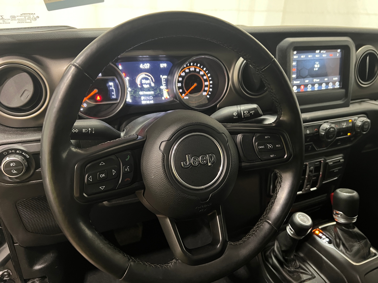 Thumbnail: 2020 Jeep Gladiator - 5