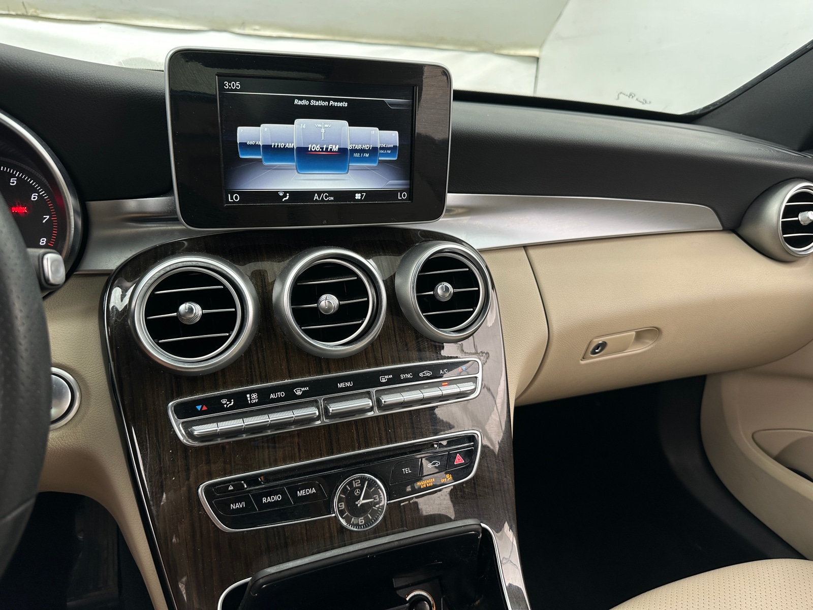 Thumbnail: 2018 Mercedes-Benz C-Class - 3