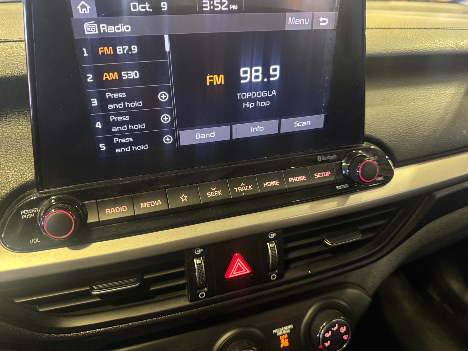 Thumbnail: 2020 Kia Forte - 4