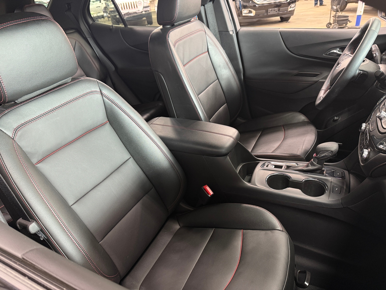 Thumbnail: 2024 Chevrolet Equinox - 2
