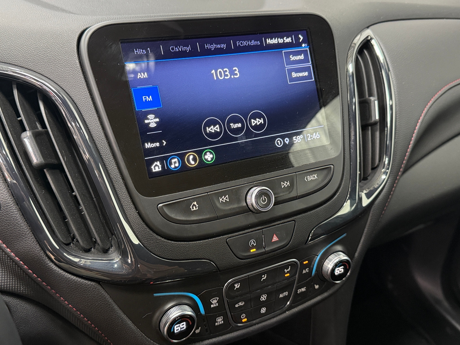 Thumbnail: 2024 Chevrolet Equinox - 4