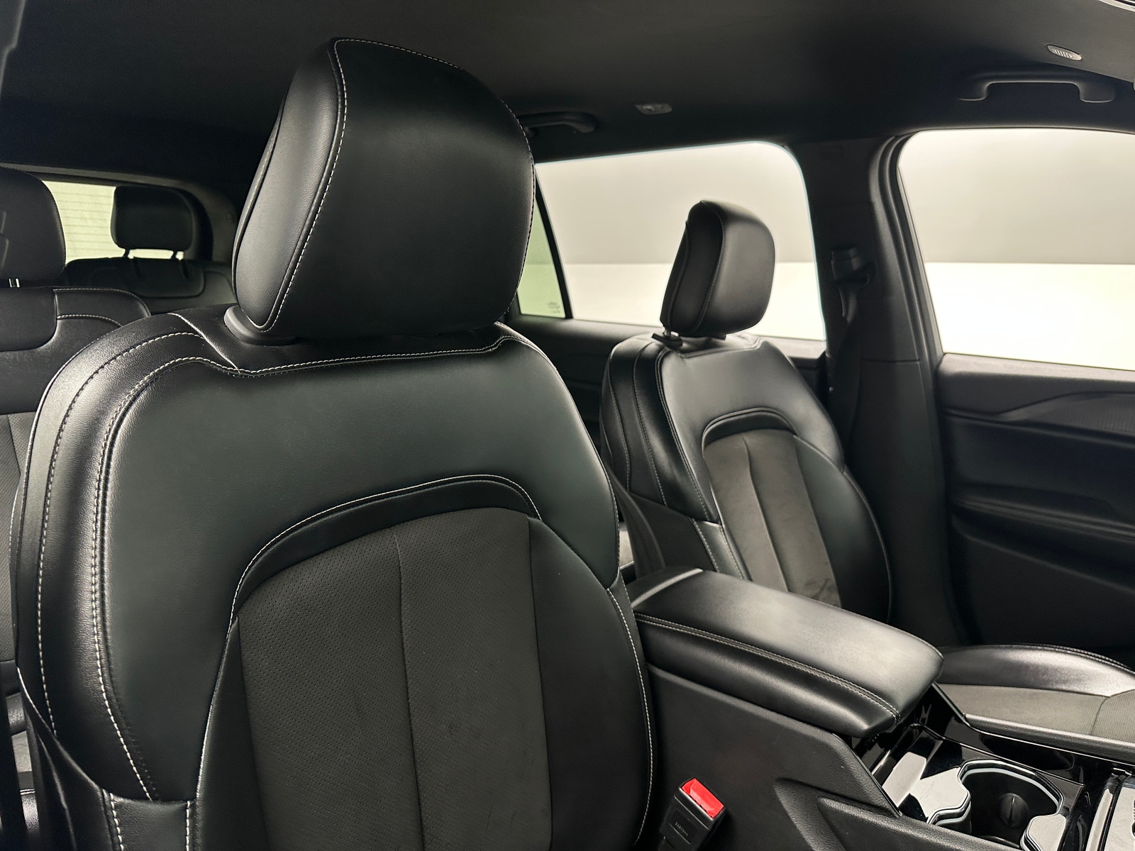 Thumbnail: 2023 Jeep Grand Cherokee L - 2