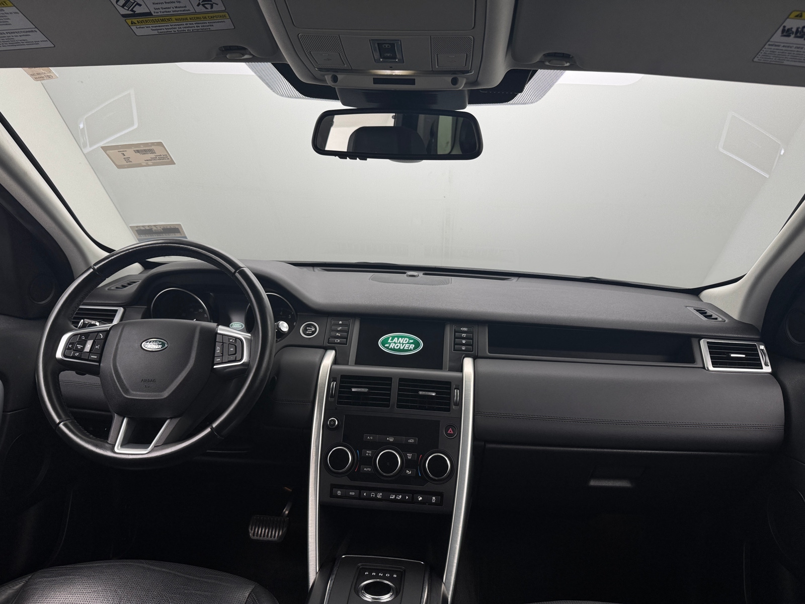 Thumbnail: 2018 Land Rover Discovery Sport - 2