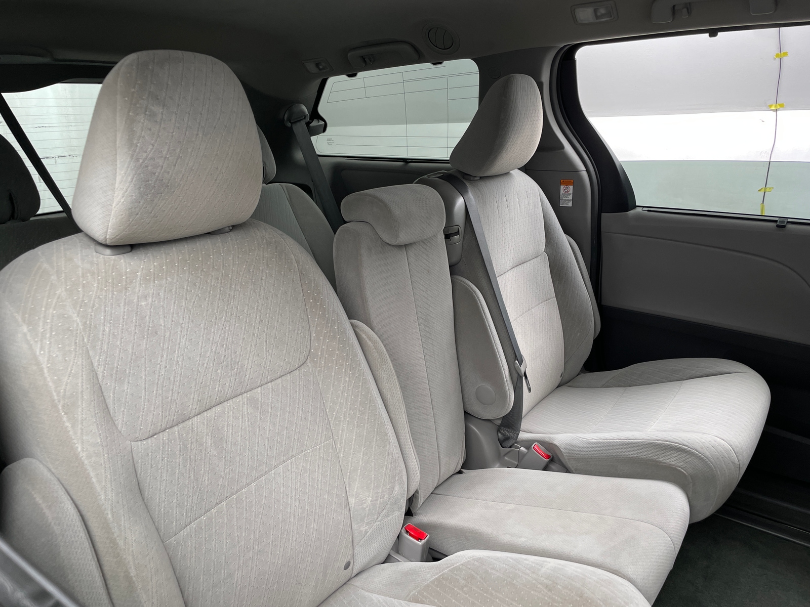 Thumbnail: 2016 Toyota Sienna - 6