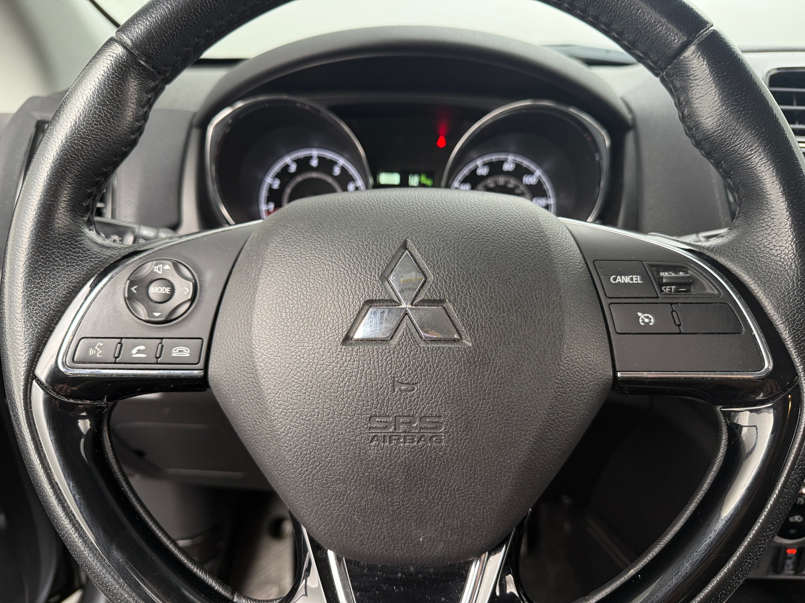Thumbnail: 2020 Mitsubishi Outlander Sport - 5