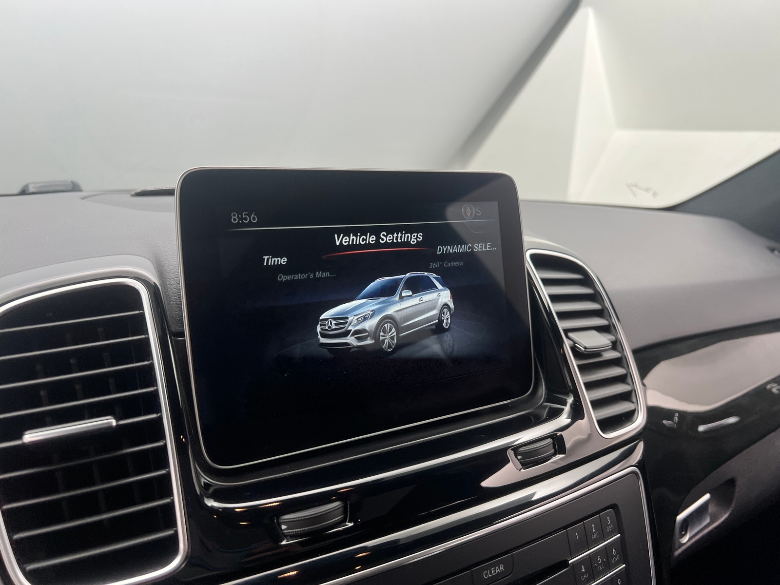 Thumbnail: 2018 Mercedes-Benz GLE - 3