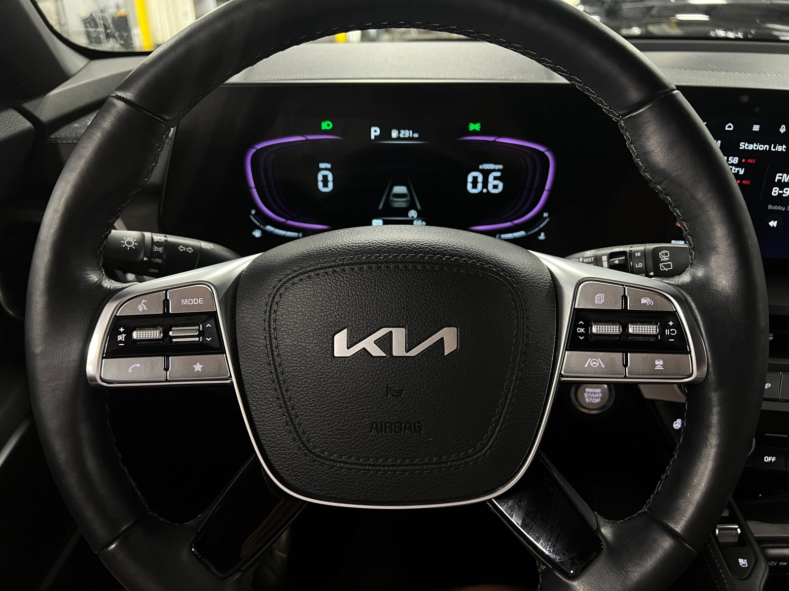 Thumbnail: 2024 Kia Telluride - 4