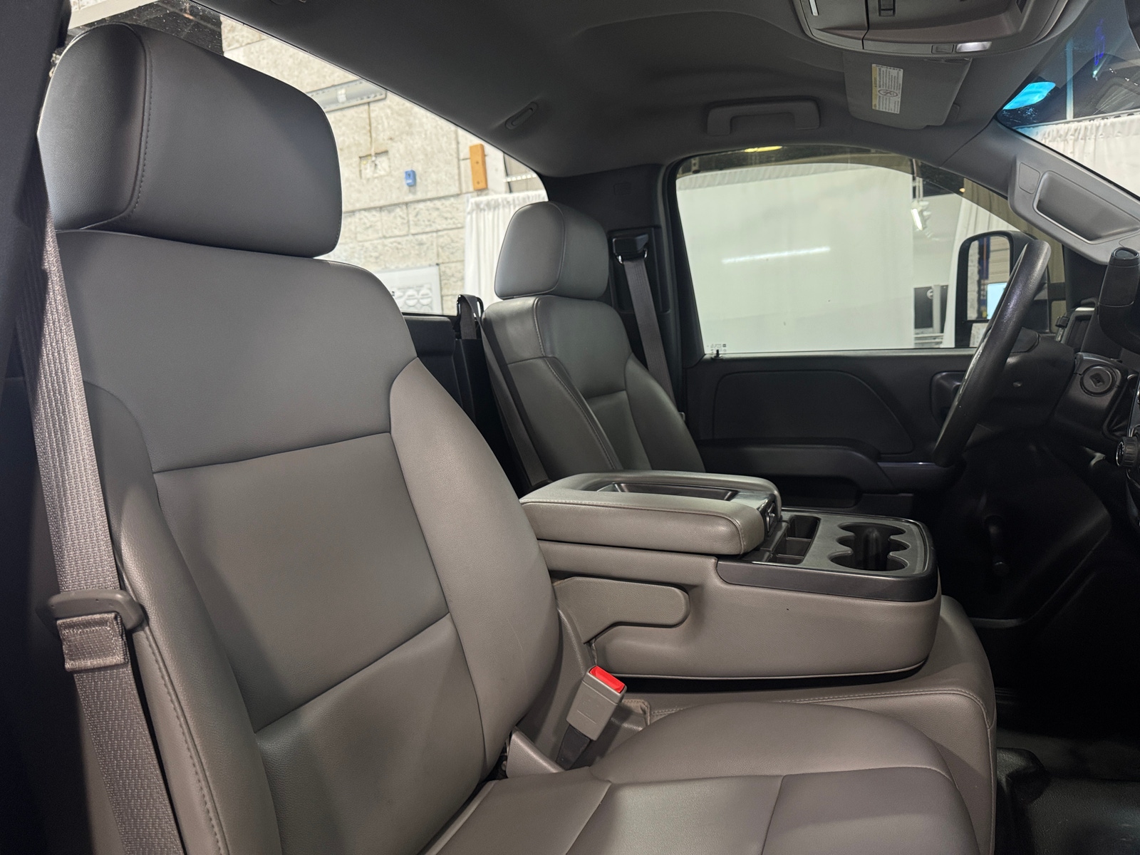 Thumbnail: 2015 GMC Sierra 3500 - 2