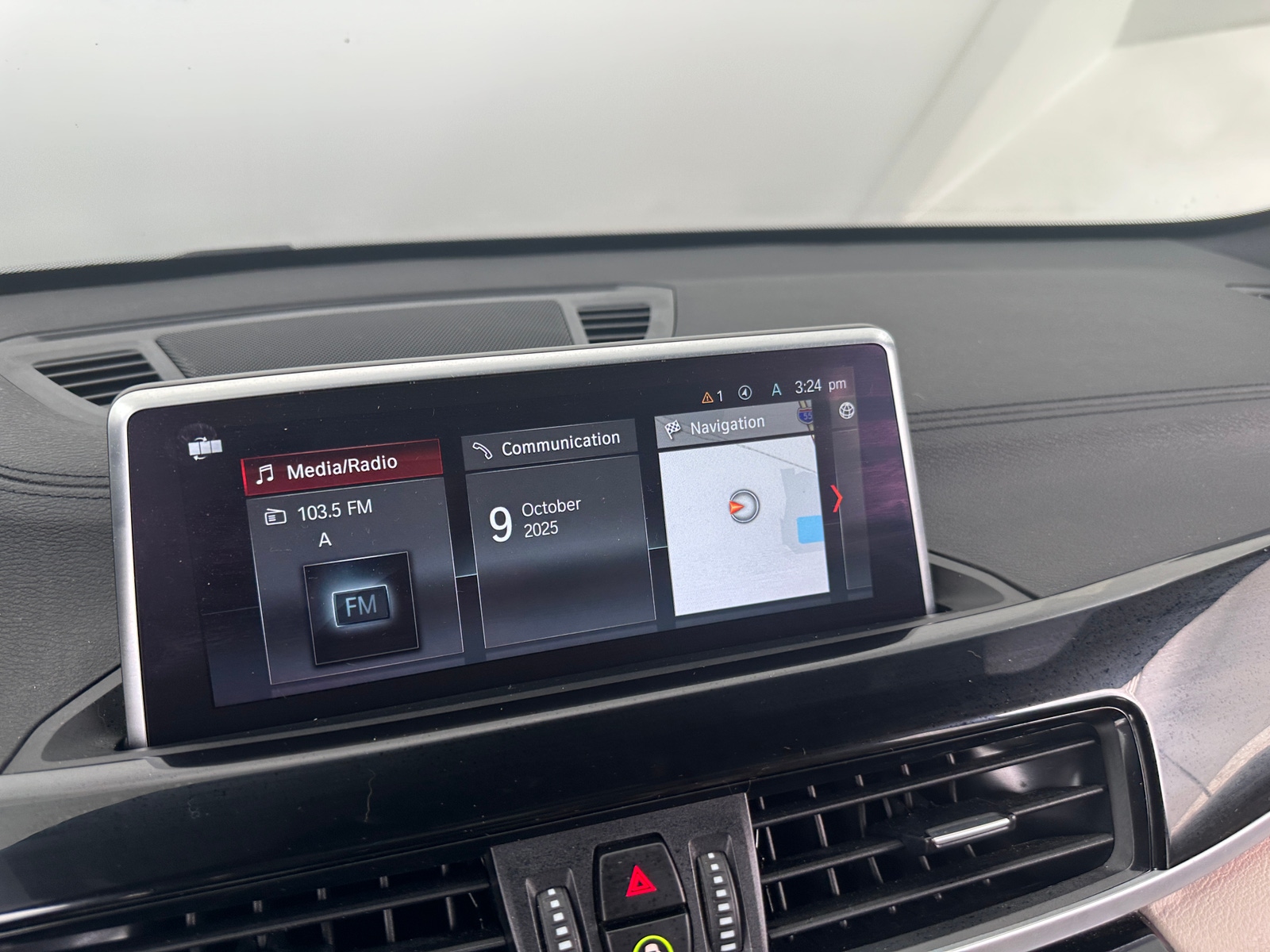 Thumbnail: 2021 BMW X1 - 3