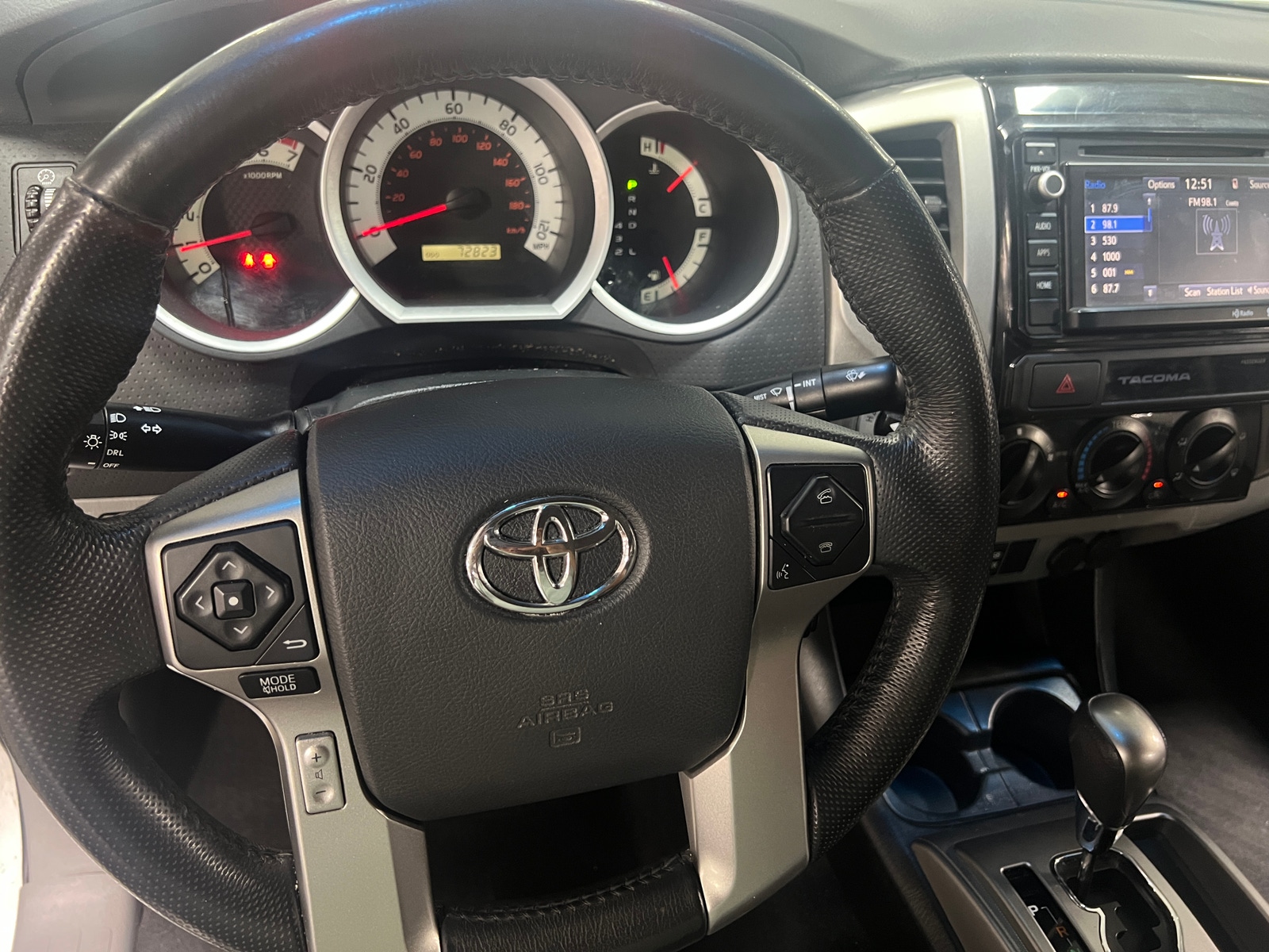 Thumbnail: 2015 Toyota Tacoma - 5