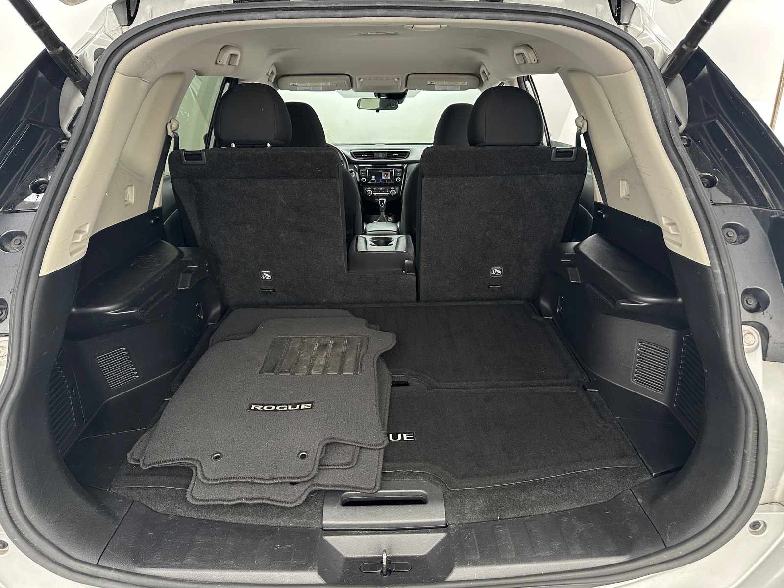Thumbnail: 2019 Nissan Rogue - 7