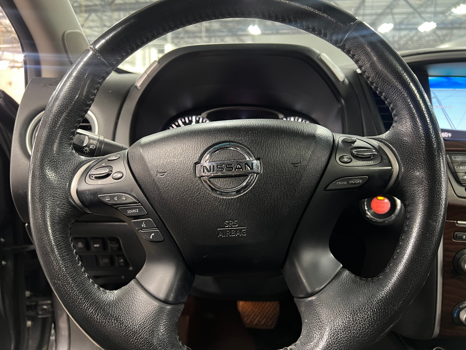 Thumbnail: 2017 Nissan Pathfinder - 4