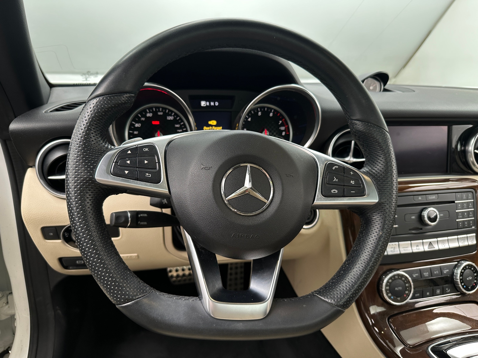 Thumbnail: 2019 Mercedes-Benz SLC - 3