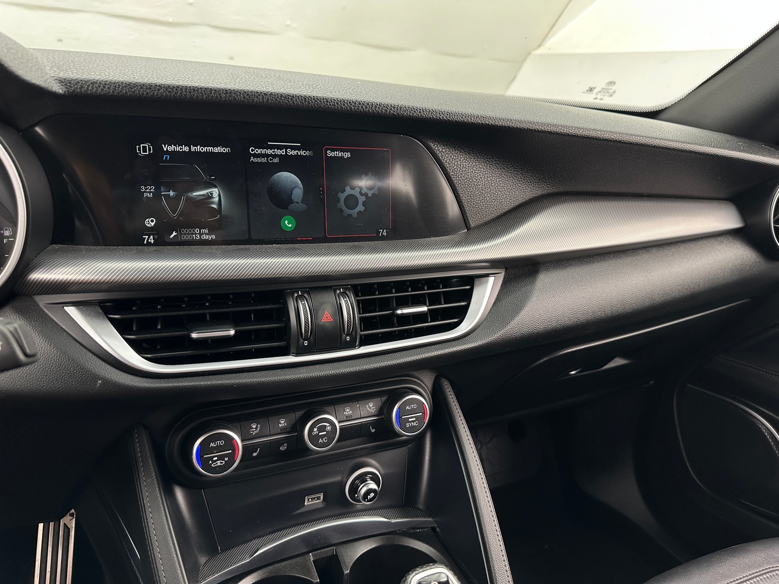 Thumbnail: 2020 Alfa Romeo Stelvio - 3