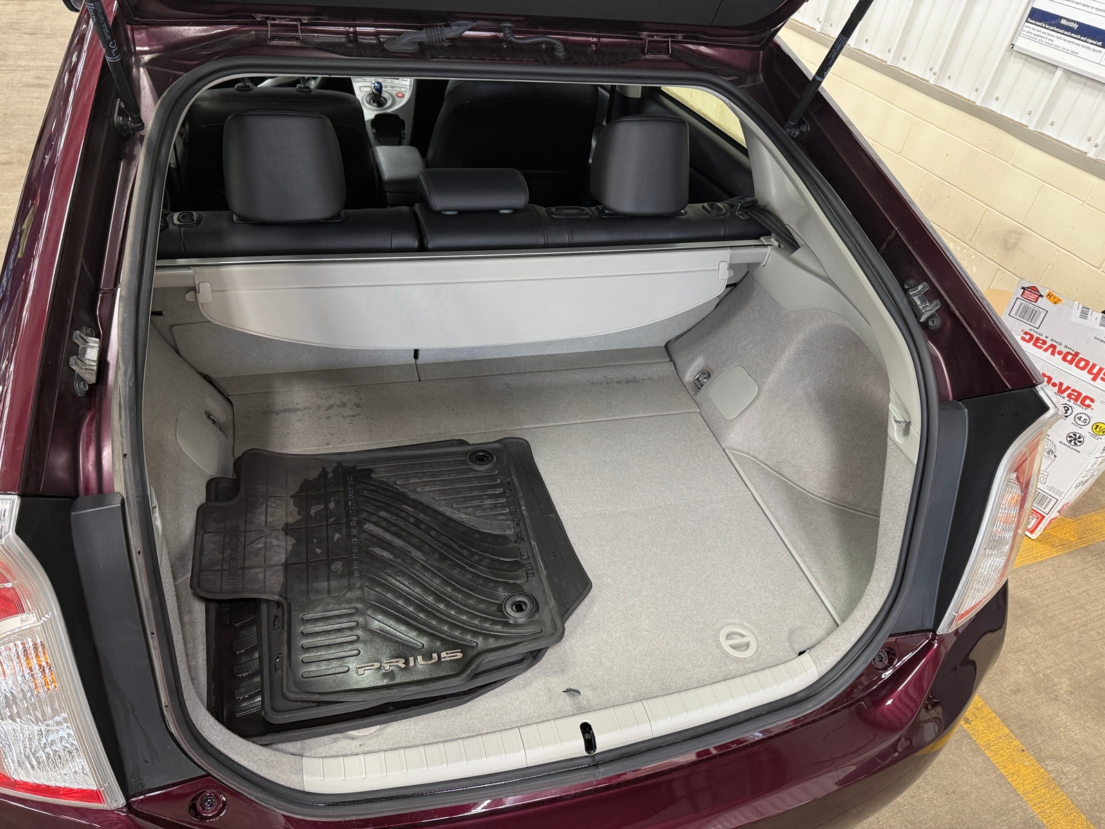 Thumbnail: 2013 Toyota Prius - 6