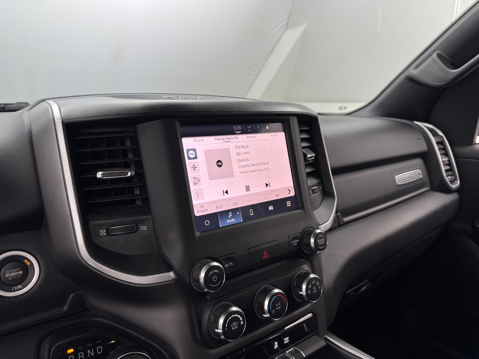 Thumbnail: 2022 RAM 1500 - 4
