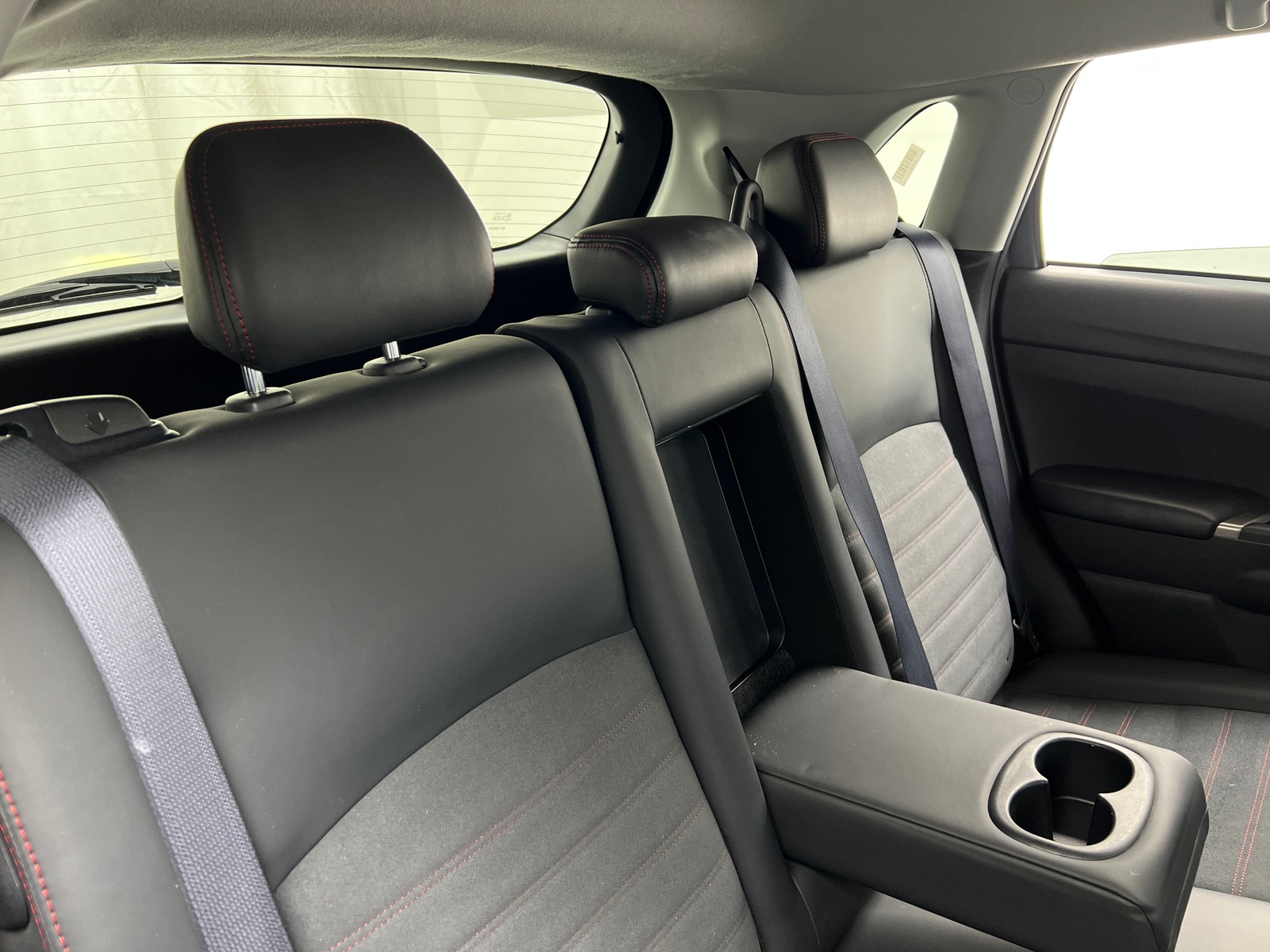 Thumbnail: 2024 Mitsubishi Outlander Sport - 5