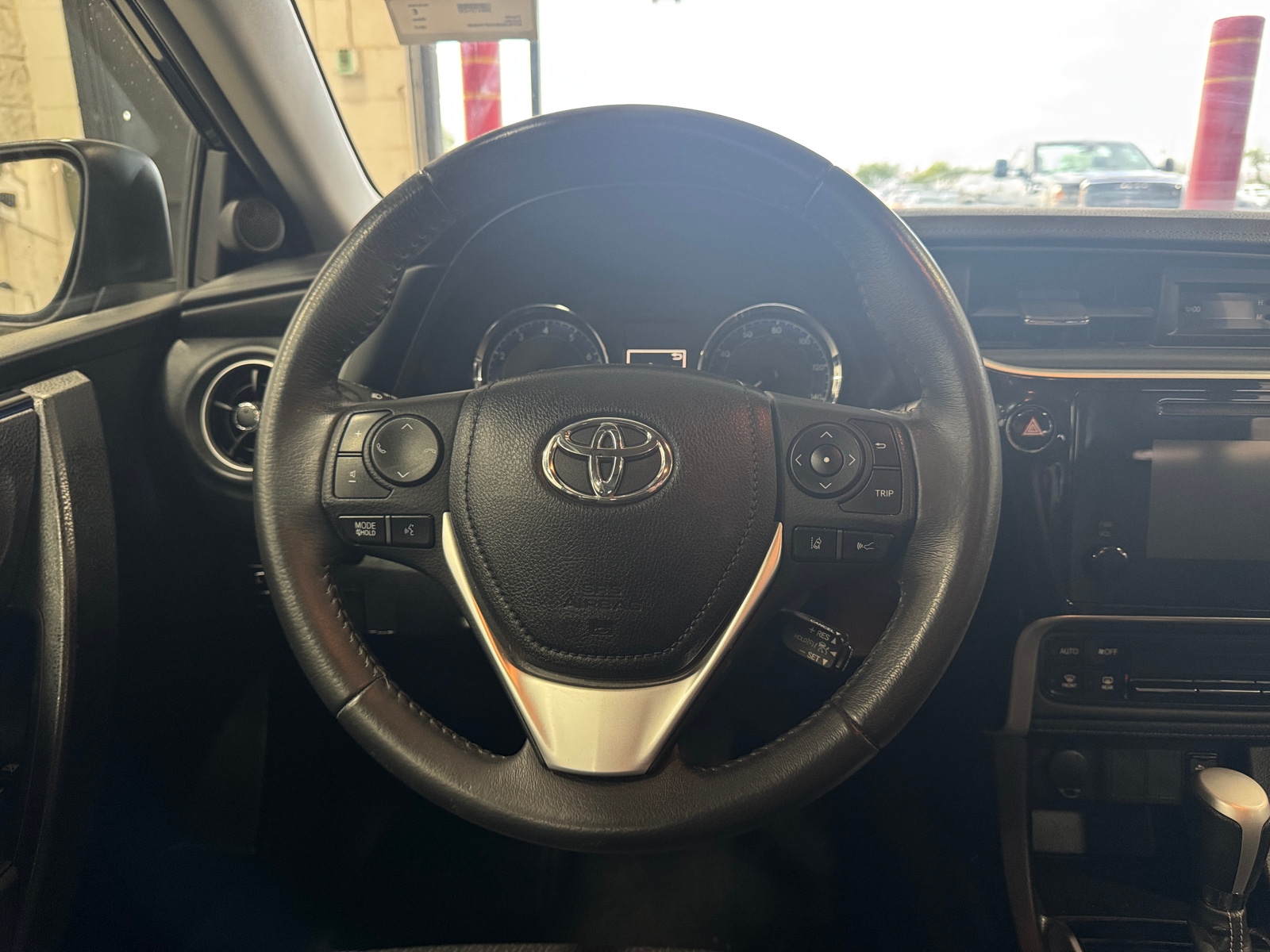 Thumbnail: 2017 Toyota Corolla - 5