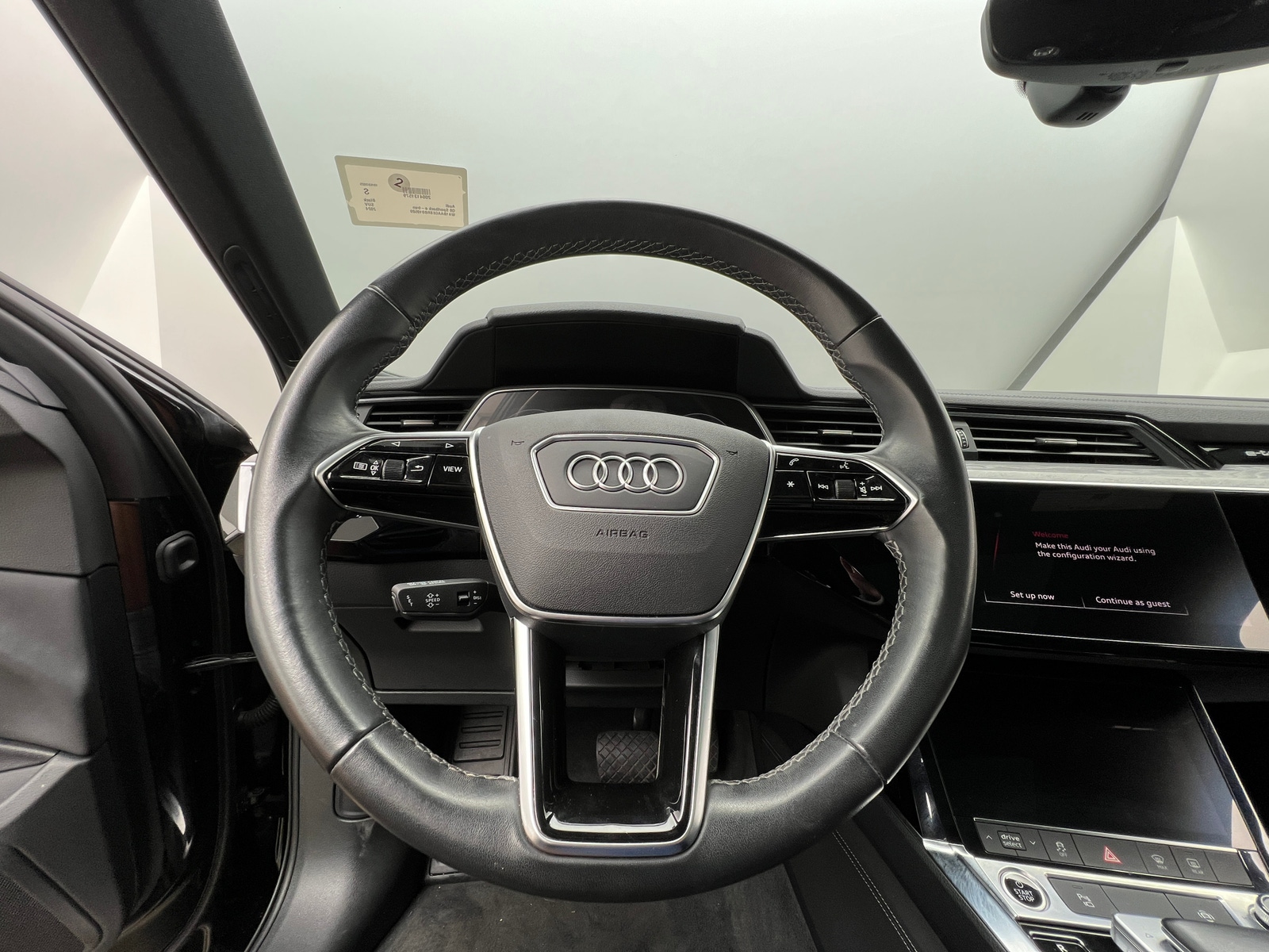 Thumbnail: 2024 Audi Q8 e-tron - 4