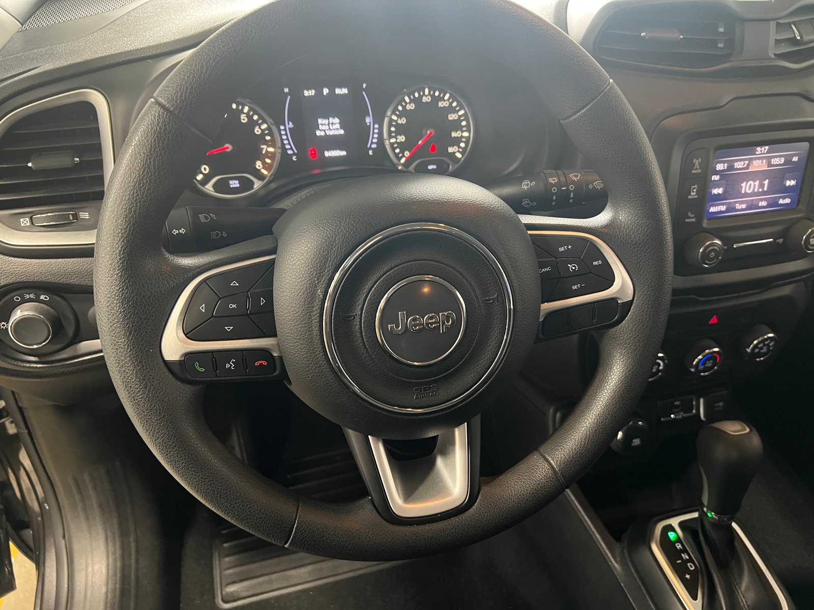 Thumbnail: 2018 Jeep Renegade - 5