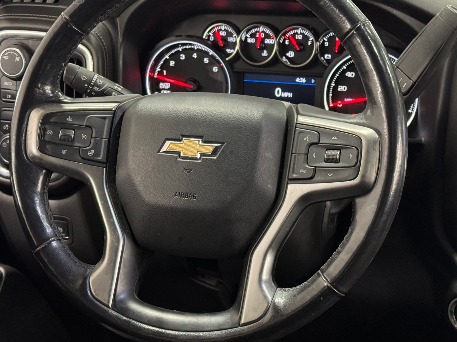Thumbnail: 2019 Chevrolet Silverado 1500 - 5