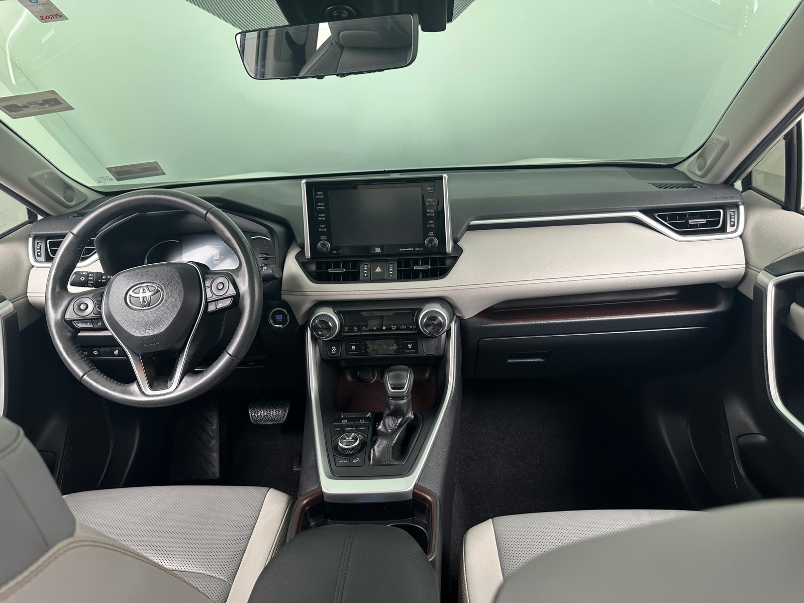 Thumbnail: 2020 Toyota RAV4 - 2