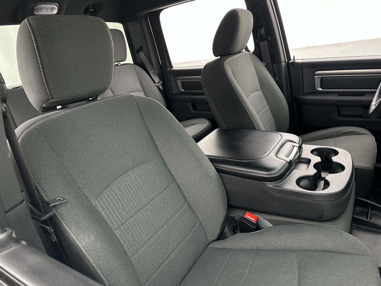 Thumbnail: 2024 RAM 1500 Classic - 2