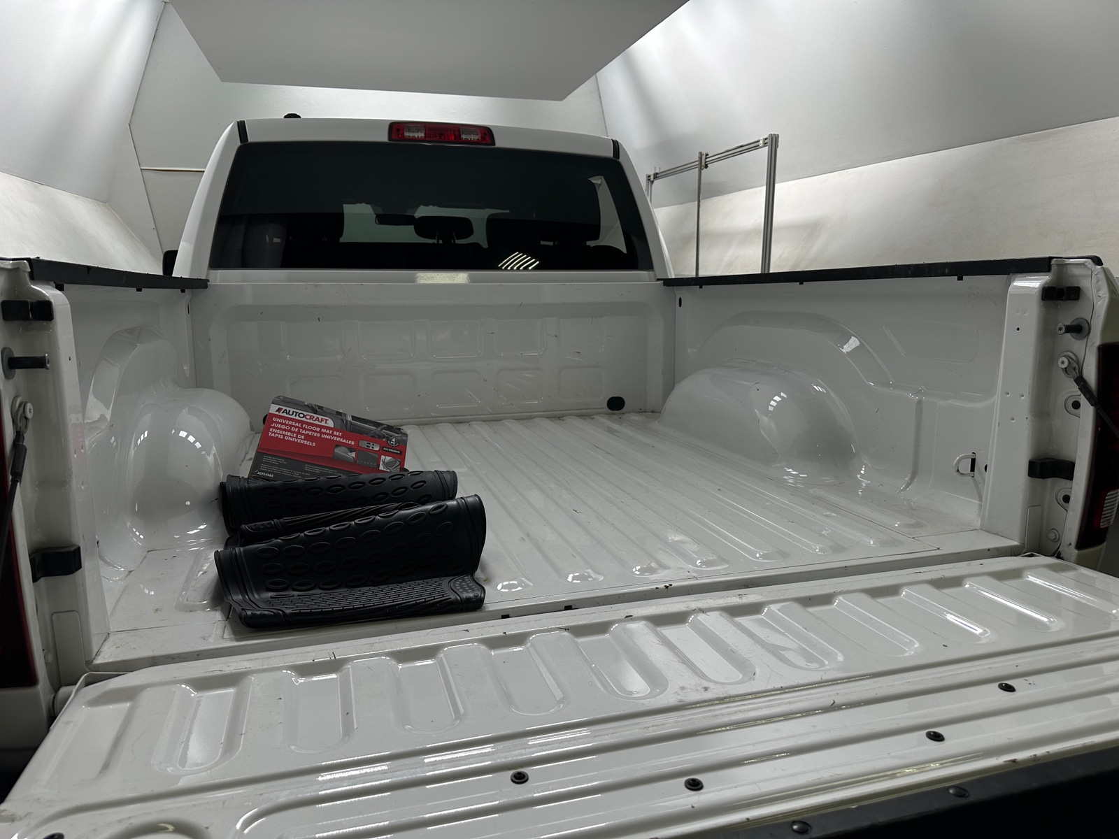 Thumbnail: 2024 RAM 1500 Classic - 7