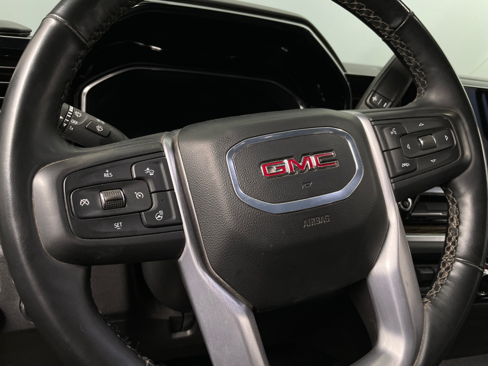 Thumbnail: 2024 GMC Sierra 2500 - 5