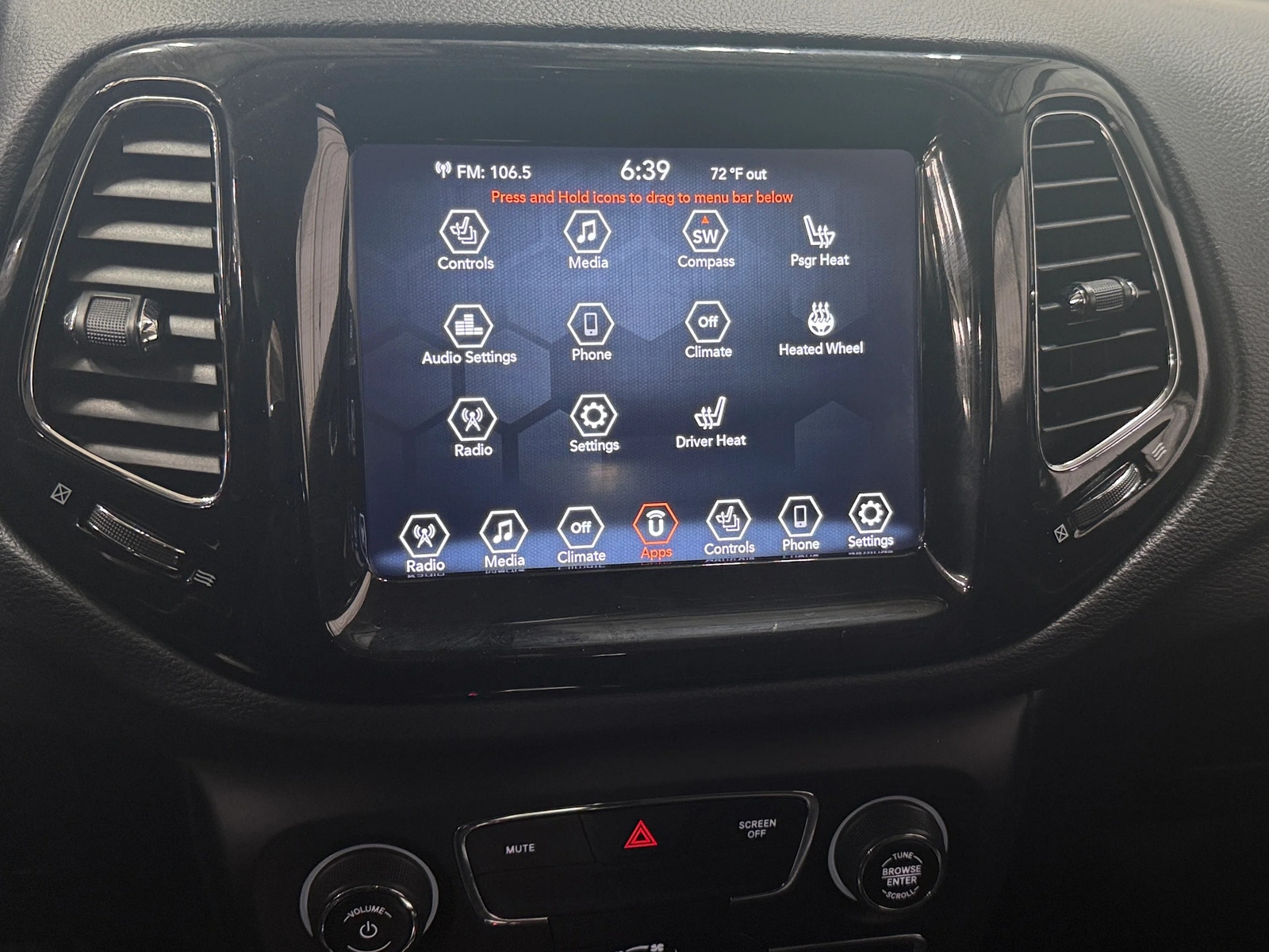 Thumbnail: 2019 Jeep Compass - 3