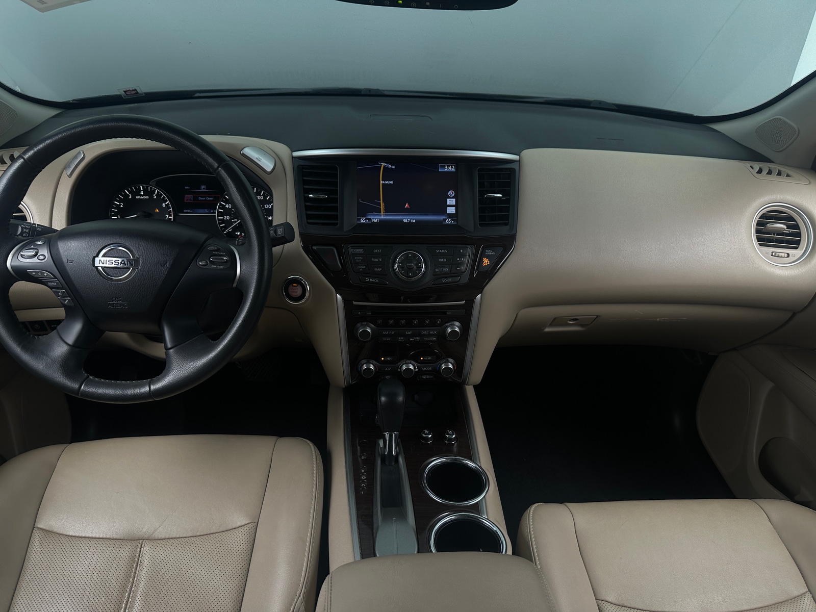 Thumbnail: 2016 Nissan Pathfinder - 2
