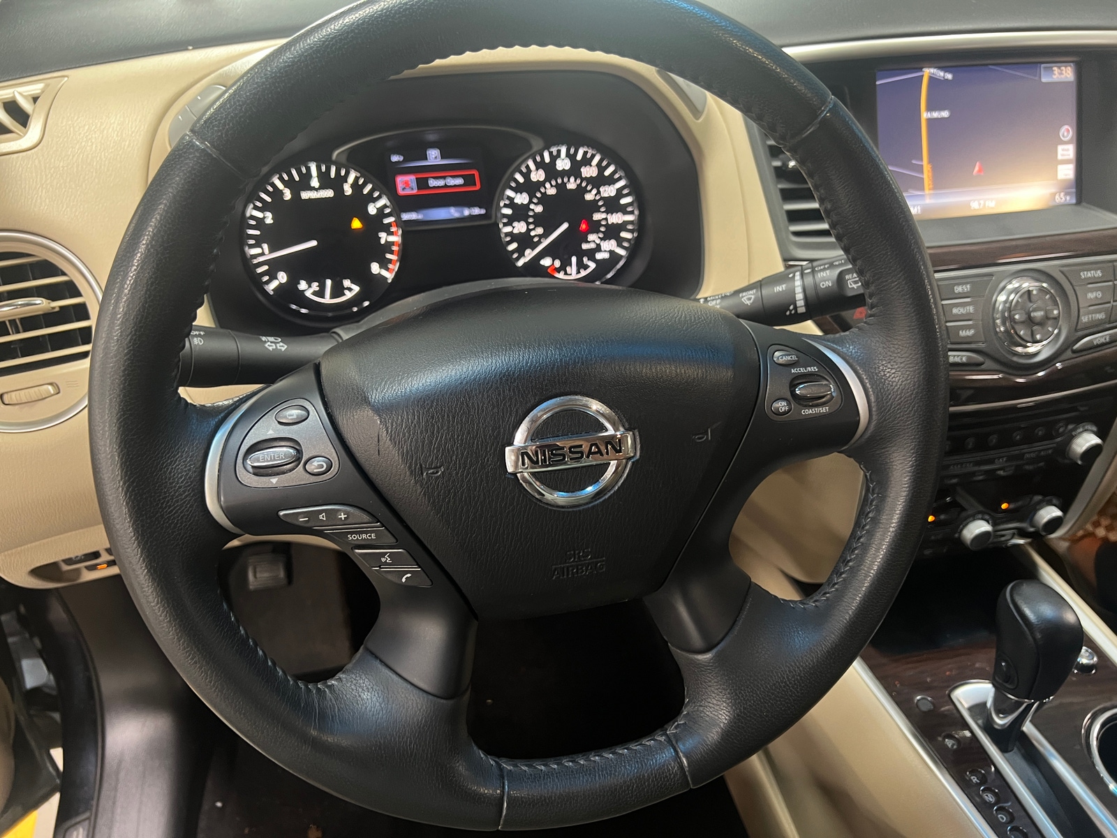 Thumbnail: 2016 Nissan Pathfinder - 4