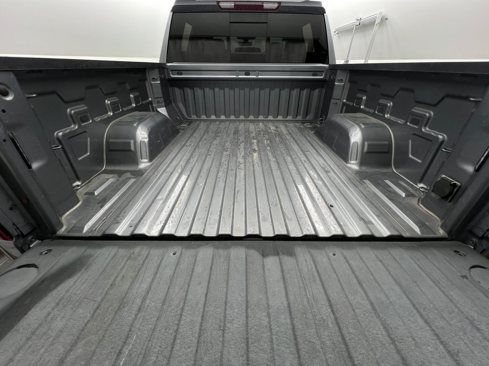 Thumbnail: 2019 Chevrolet Silverado 1500 - 6