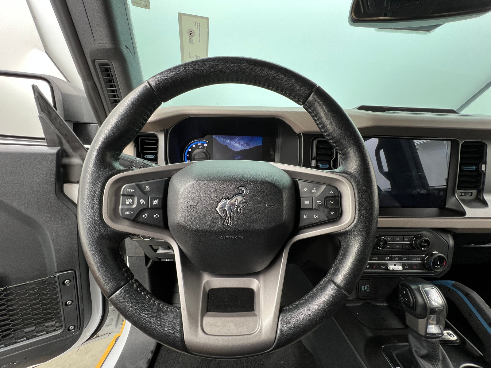 Thumbnail: 2022 Ford Bronco - 4
