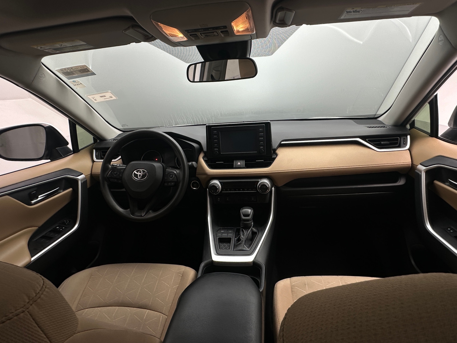 Thumbnail: 2019 Toyota RAV4 - 3