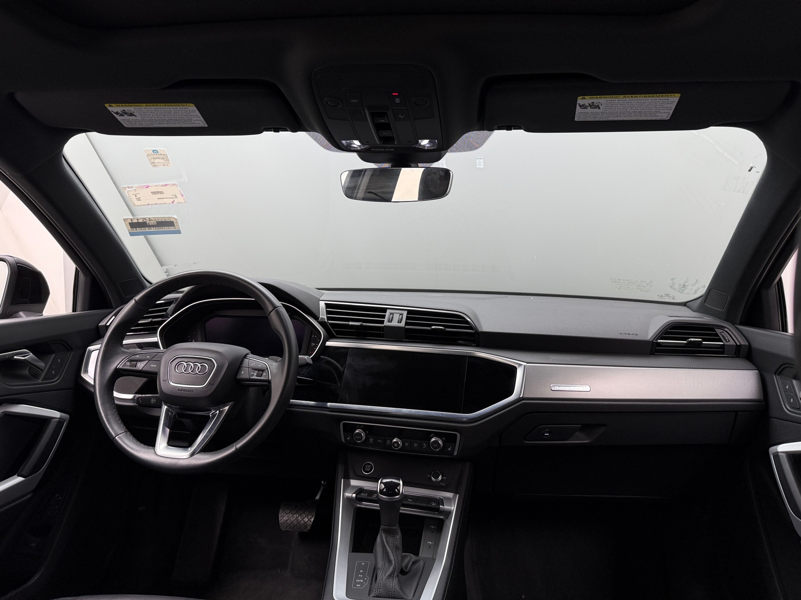 Thumbnail: 2023 Audi Q3 - 2