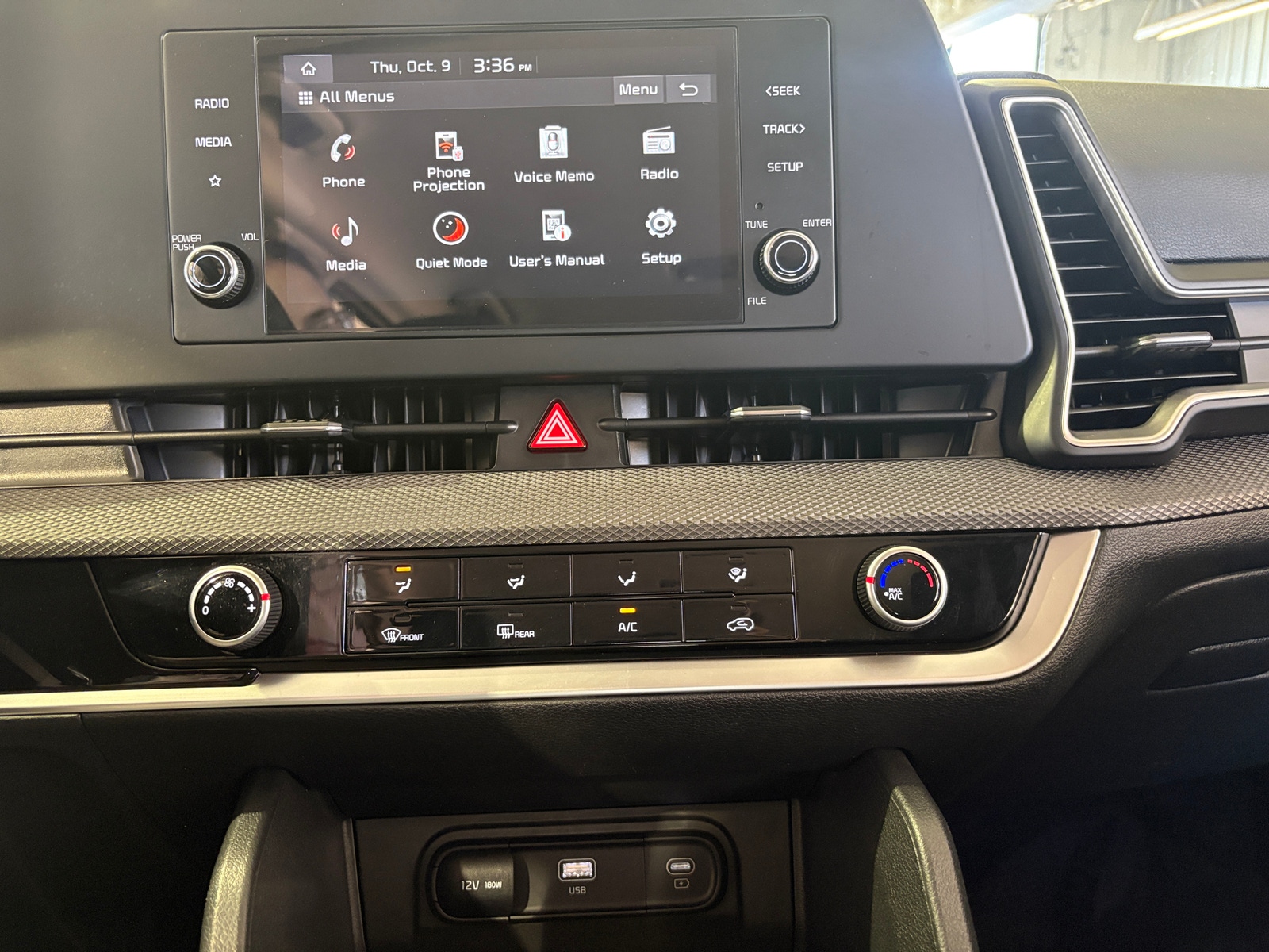 Thumbnail: 2025 Kia Sportage - 4