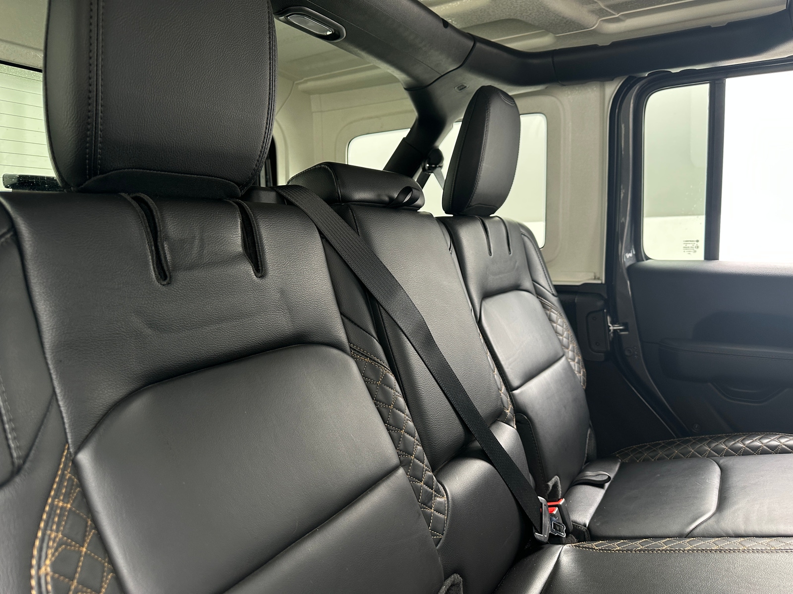 Thumbnail: 2021 Jeep Wrangler - 5