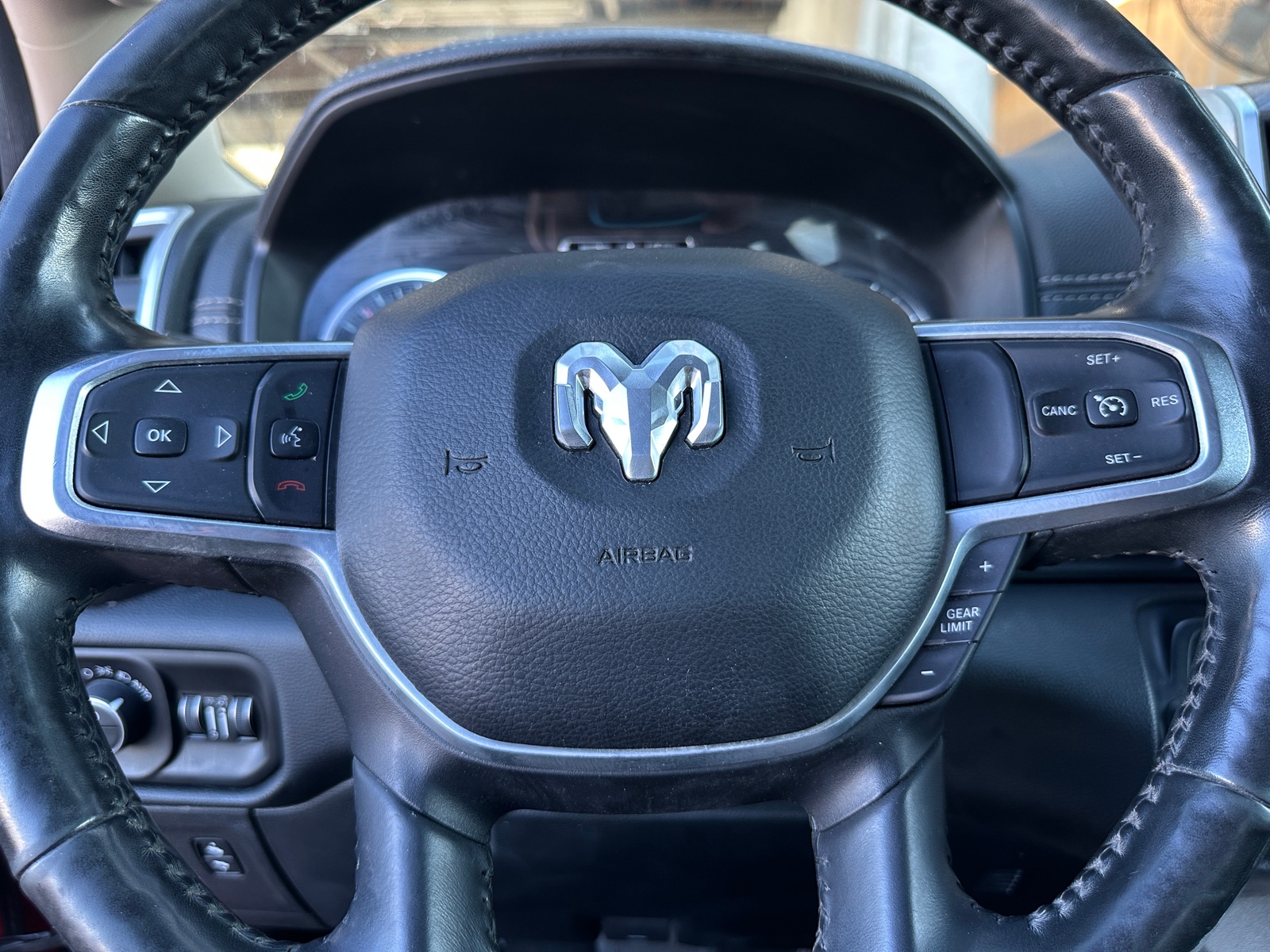 Thumbnail: 2020 RAM 1500 - 4