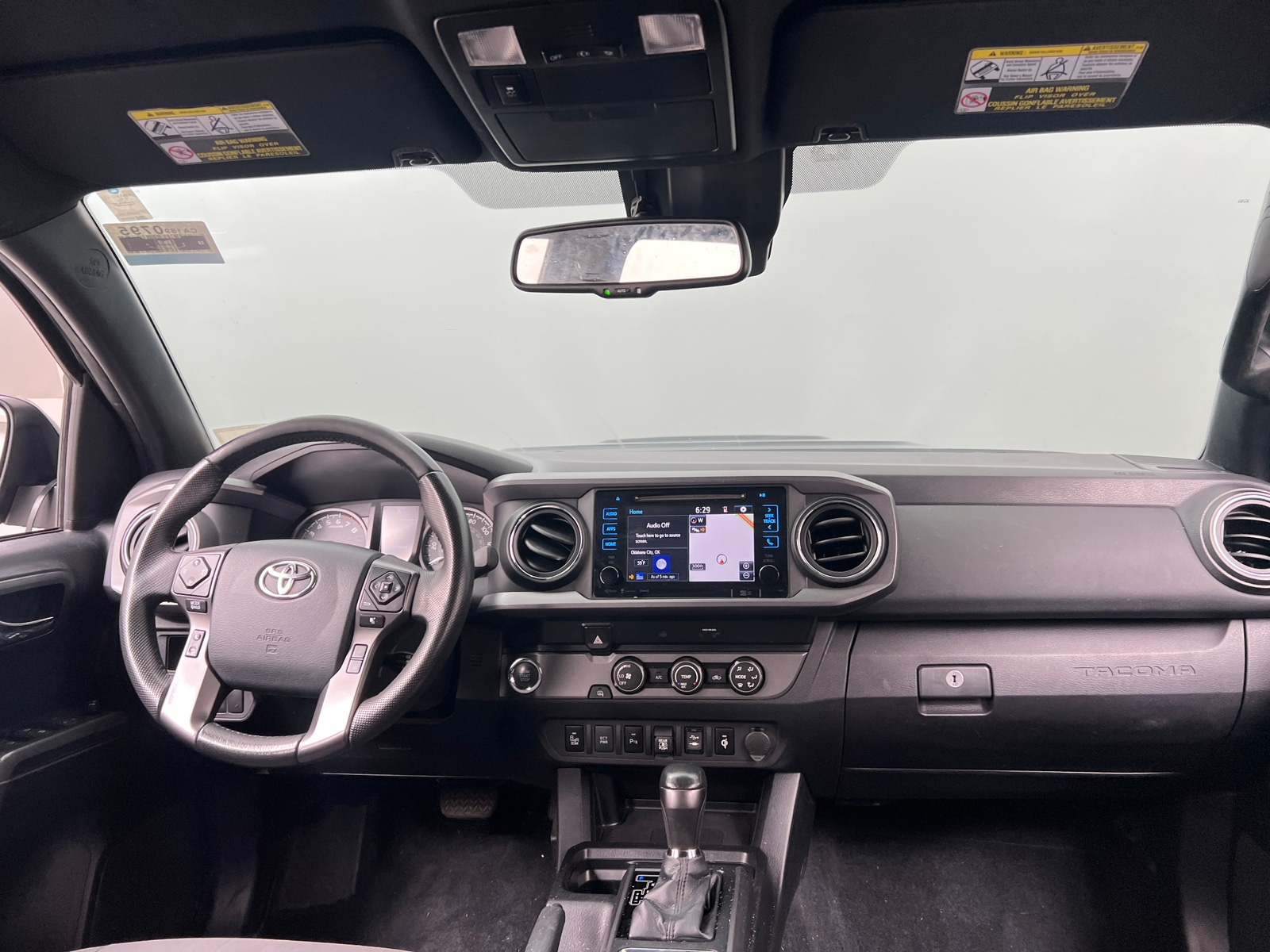 Thumbnail: 2019 Toyota Tacoma - 3