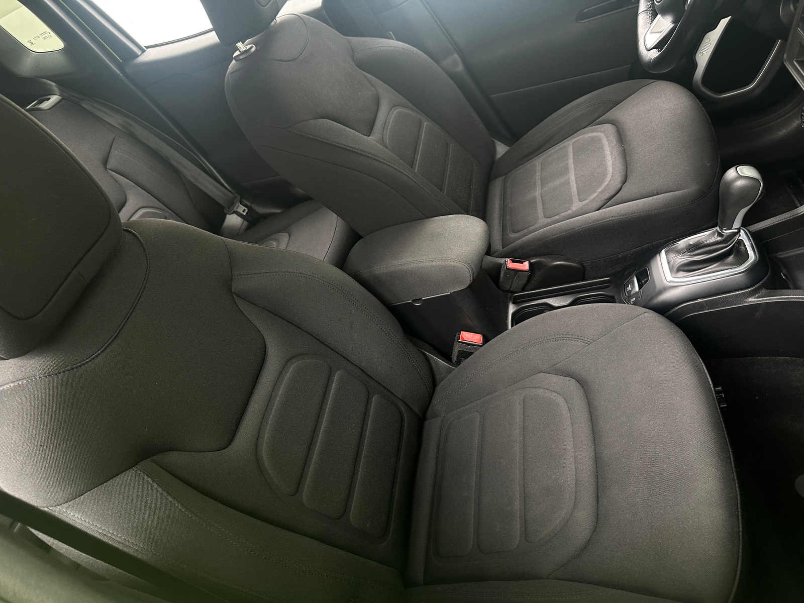Thumbnail: 2018 Jeep Renegade - 2