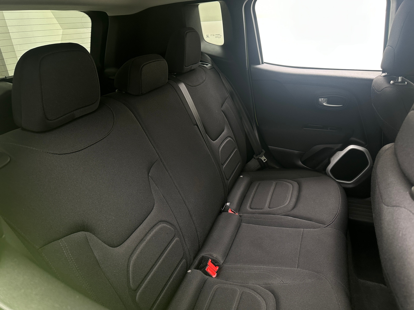 Thumbnail: 2018 Jeep Renegade - 6