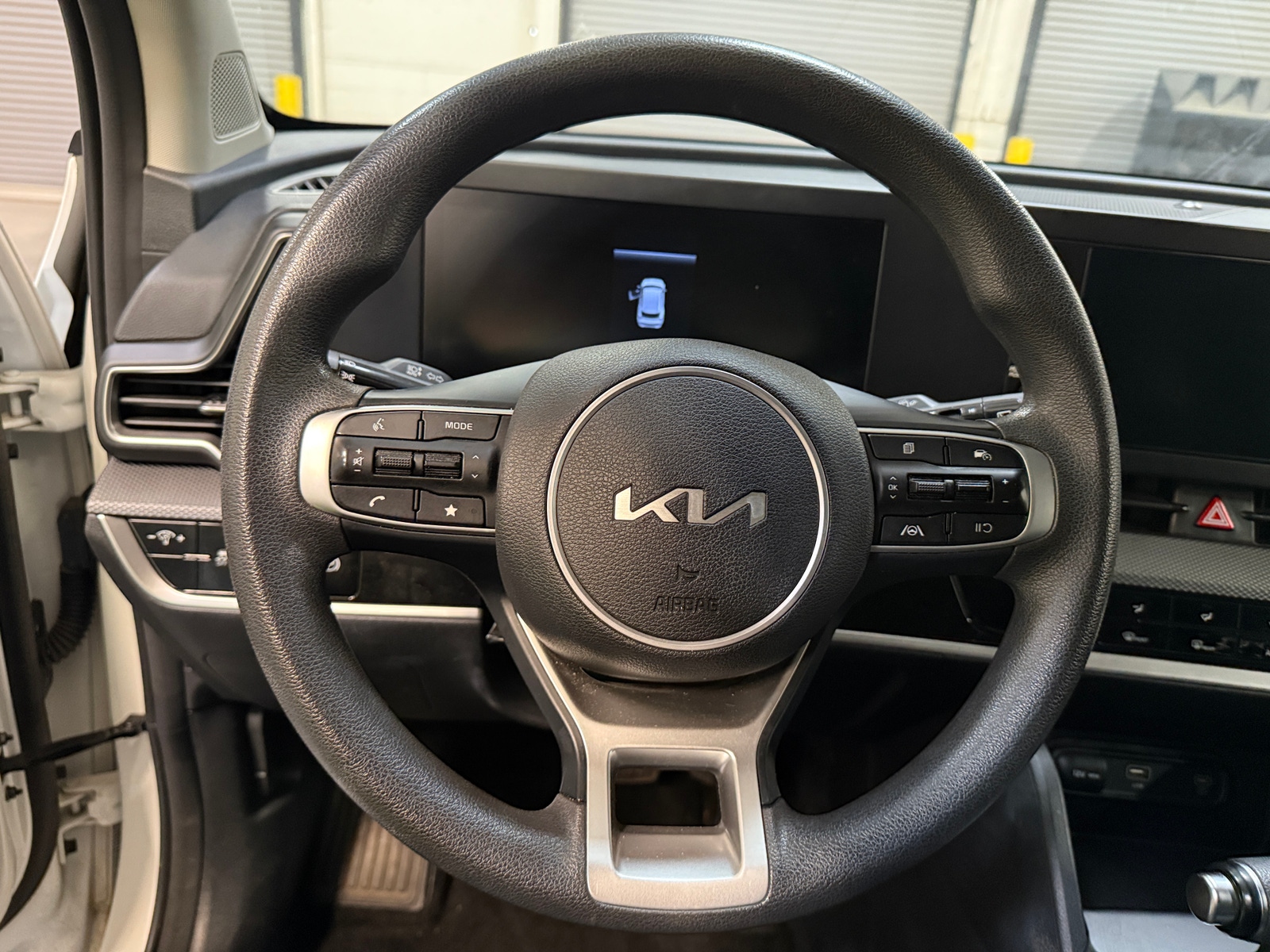 Thumbnail: 2023 Kia Sportage - 5