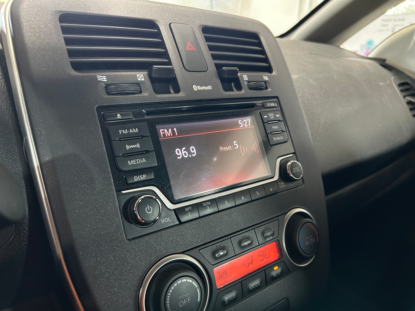 Thumbnail: 2016 Nissan Leaf - 4