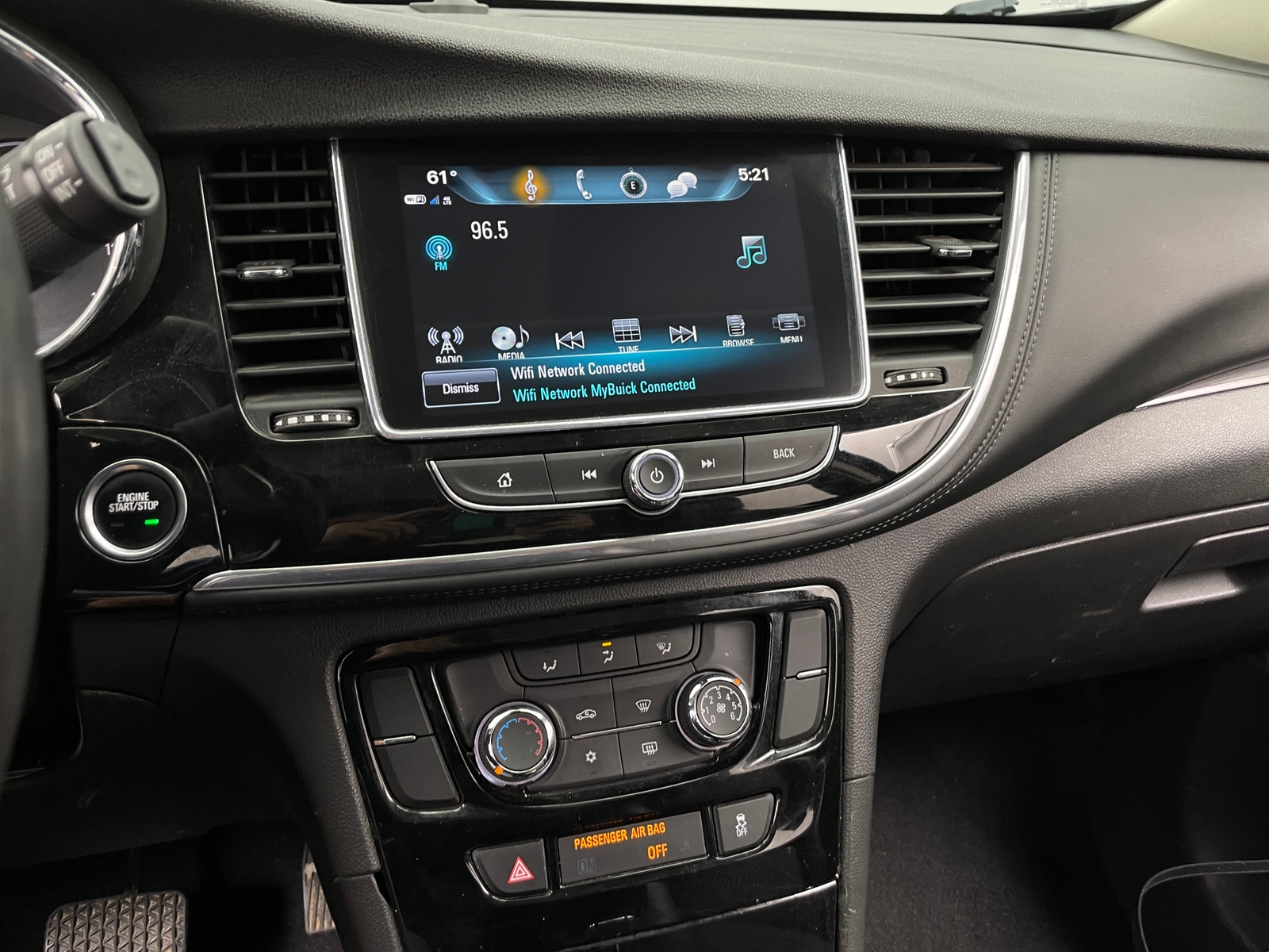 Thumbnail: 2020 Buick Encore - 3