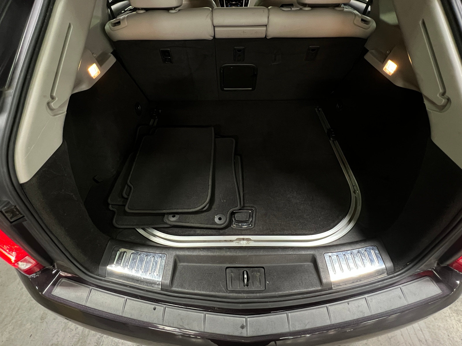 Thumbnail: 2015 Cadillac SRX - 6