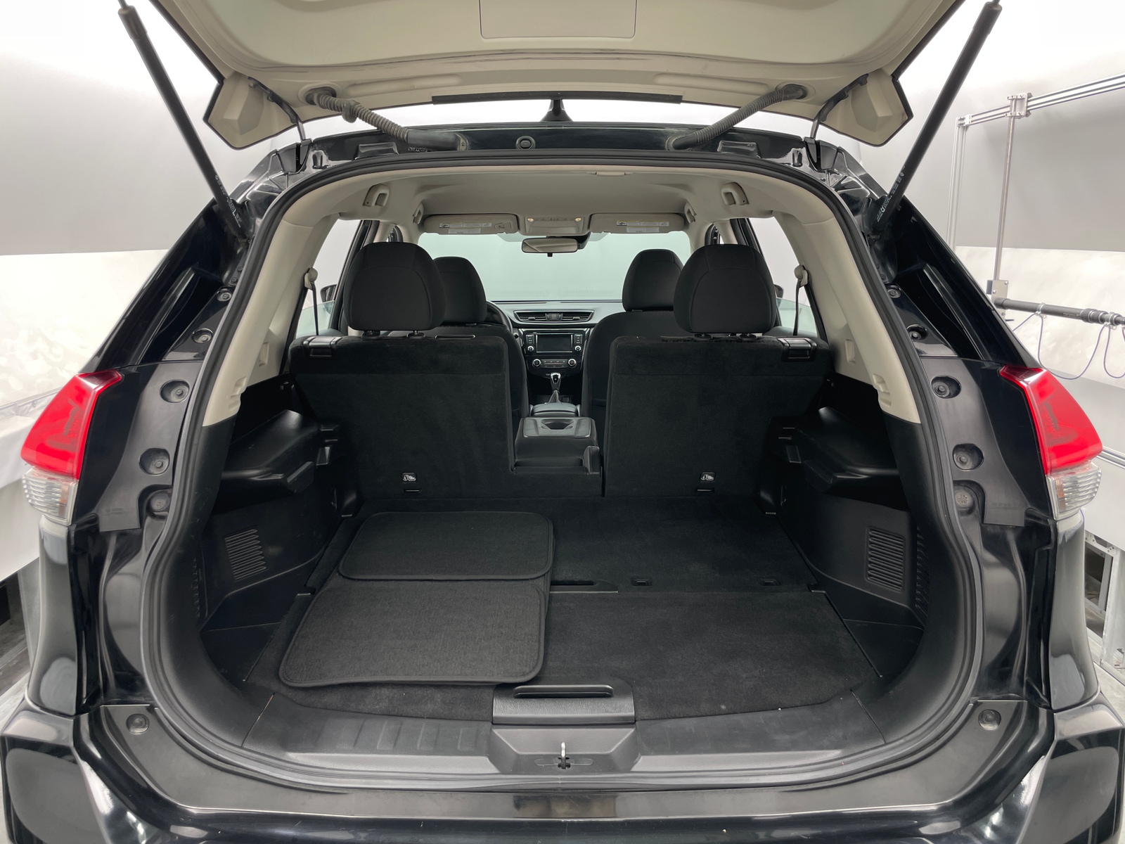 Thumbnail: 2019 Nissan Rogue - 7